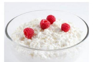 Cottage Cheese and Raspberries Cottage Cheese and Raspberries
