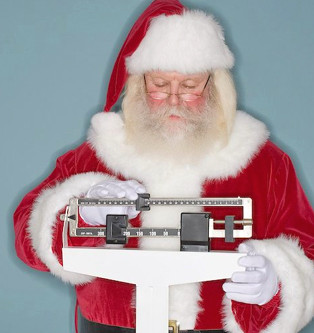 holiday eating, christmas eating, holiday eating tips, how to eat healthy during the holidays, healthy holiday eating, holiday nutrition tips, healthy eating during holidays, holiday fitness, depression during holidays, holiday diet tips, holiday diet, tips to eat healthy, fitness motivation, diet willpower, workout dedication, winter slump, winter blues, seasonal depression
