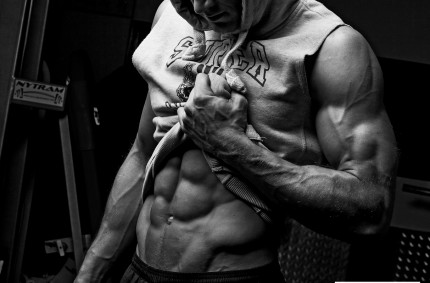[WOTM, 06/2014] Tear Your Core Inside Out With The Superset Circuit Abs Workout