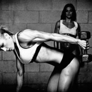 kickboxing-woman-abs-1024×682