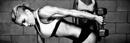 kickboxing-woman-abs-1024×682